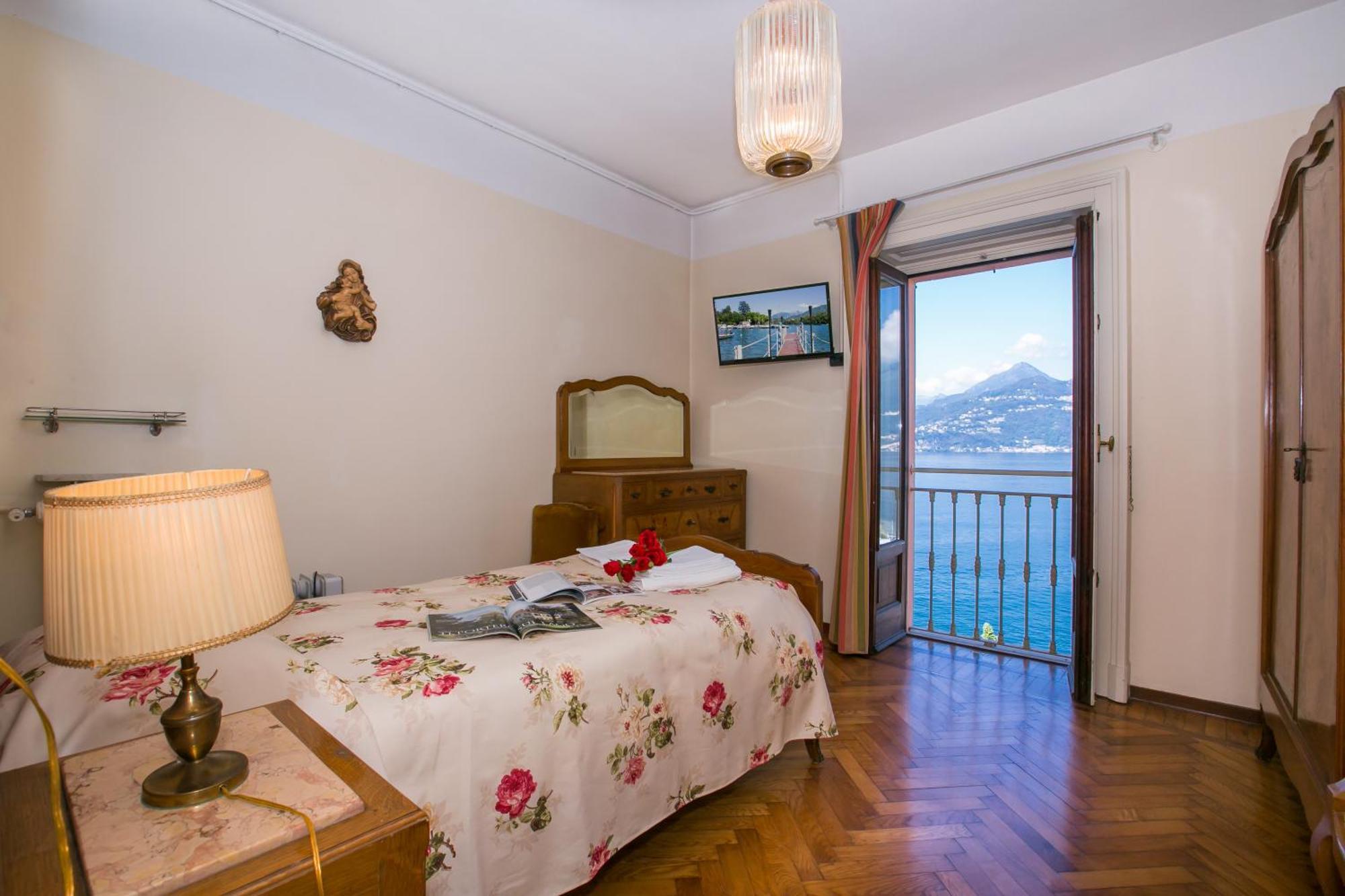 Villa Lucia Grande Βαρένα Εξωτερικό φωτογραφία